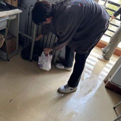 经济管理学院开展学生宿舍卫生大...